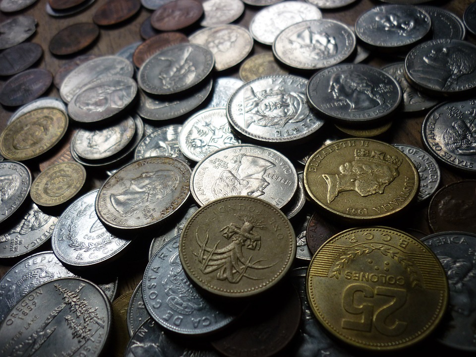 הלוואות אקספרס, כסף, מטבעות